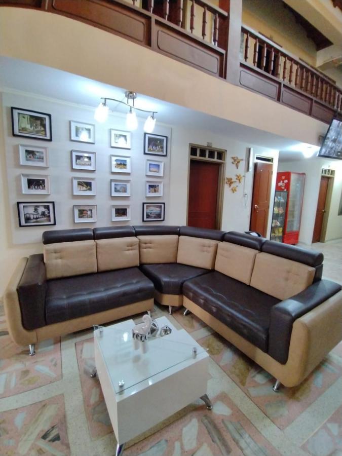 Hotel Casa Aragon Cartago Ngoại thất bức ảnh